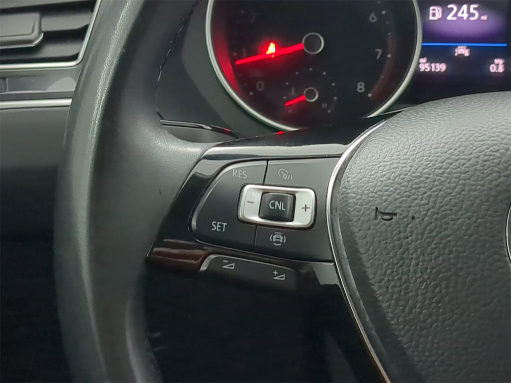 Thumbnail: 2020 Volkswagen Tiguan - 28