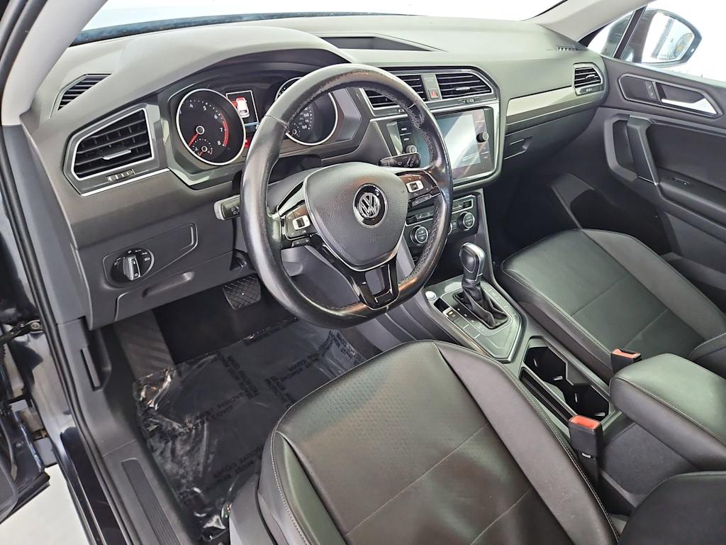 Thumbnail: 2018 Volkswagen Tiguan - 2
