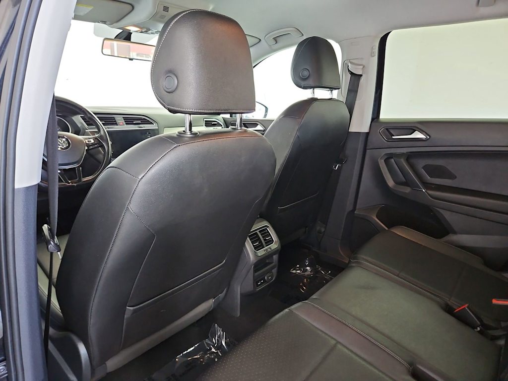Thumbnail: 2018 Volkswagen Tiguan - 13