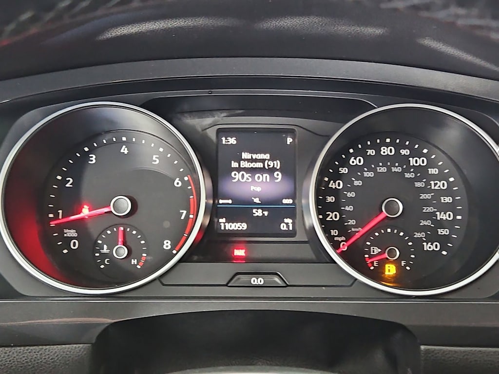 Thumbnail: 2018 Volkswagen Tiguan - 17