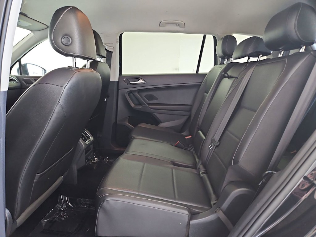 Thumbnail: 2018 Volkswagen Tiguan - 27