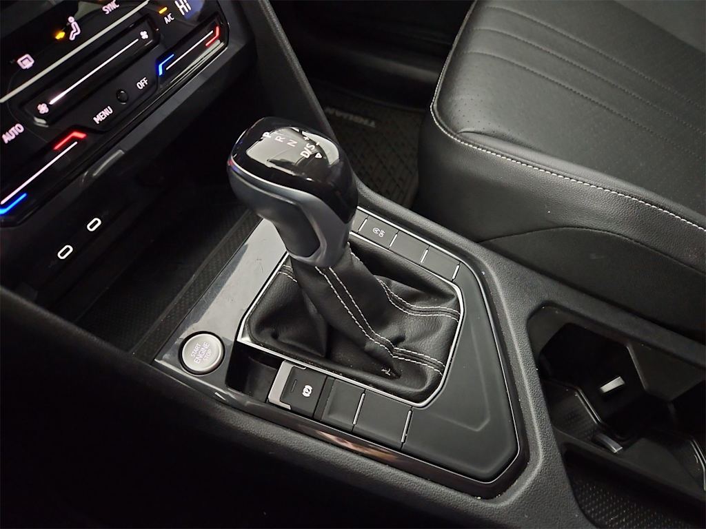 Thumbnail: 2022 Volkswagen Tiguan - 35