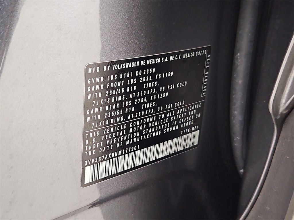 Thumbnail: 2022 Volkswagen Tiguan - 20