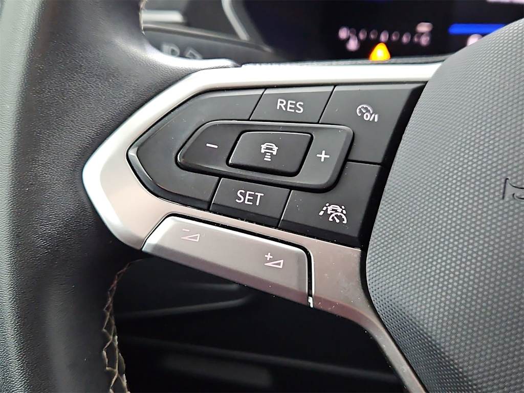 Thumbnail: 2022 Volkswagen Tiguan - 29