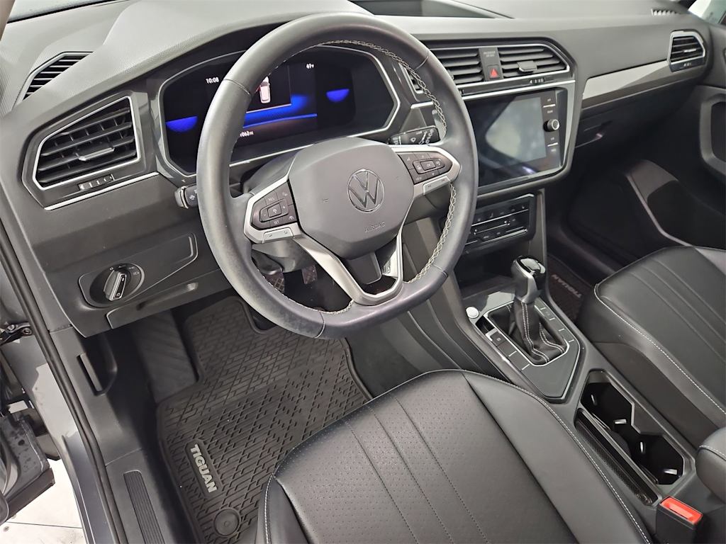 Thumbnail: 2022 Volkswagen Tiguan - 2