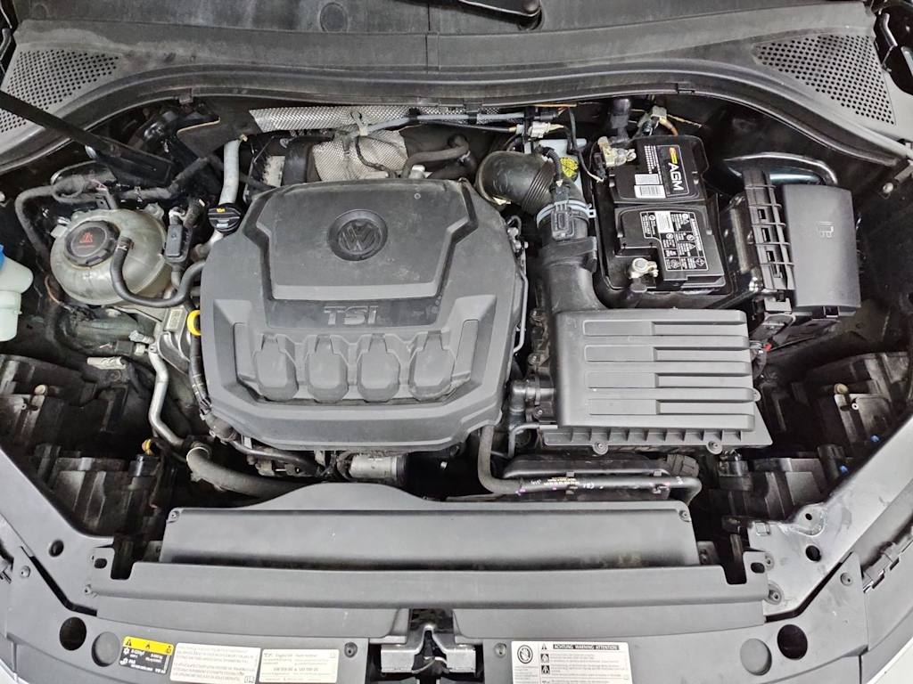Thumbnail: 2018 Volkswagen Tiguan - 9