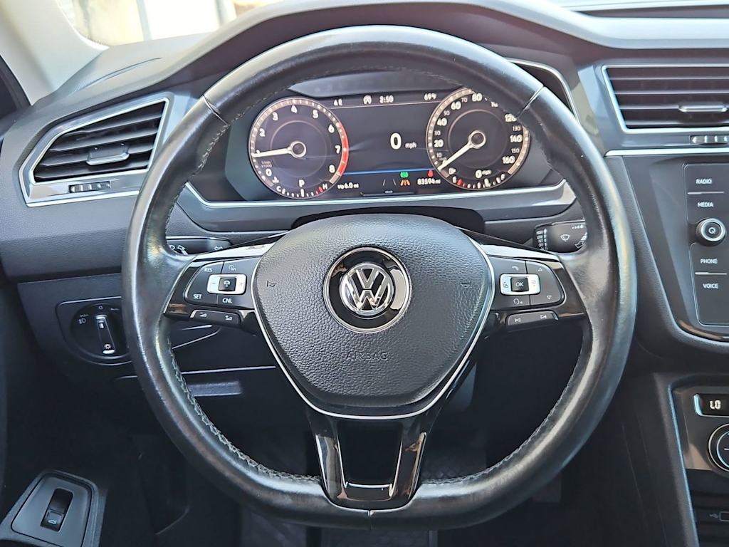 Thumbnail: 2018 Volkswagen Tiguan - 14