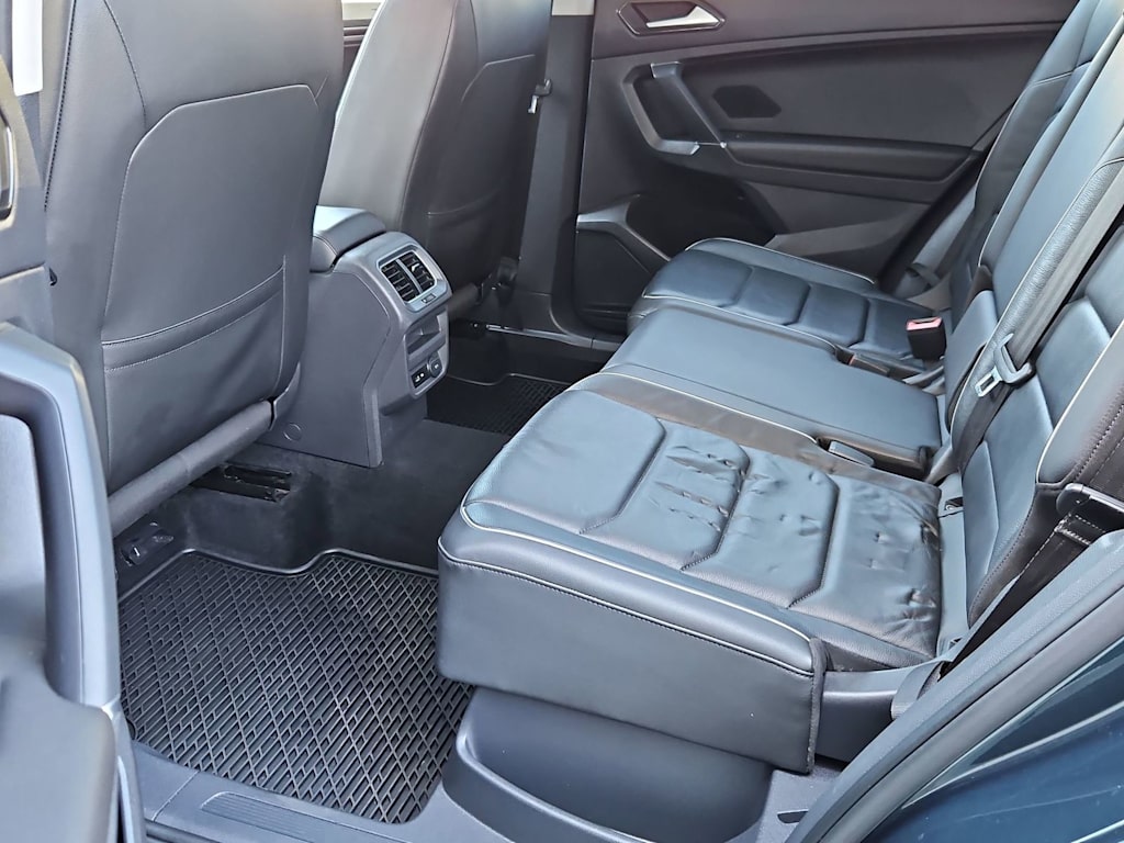 Thumbnail: 2018 Volkswagen Tiguan - 13