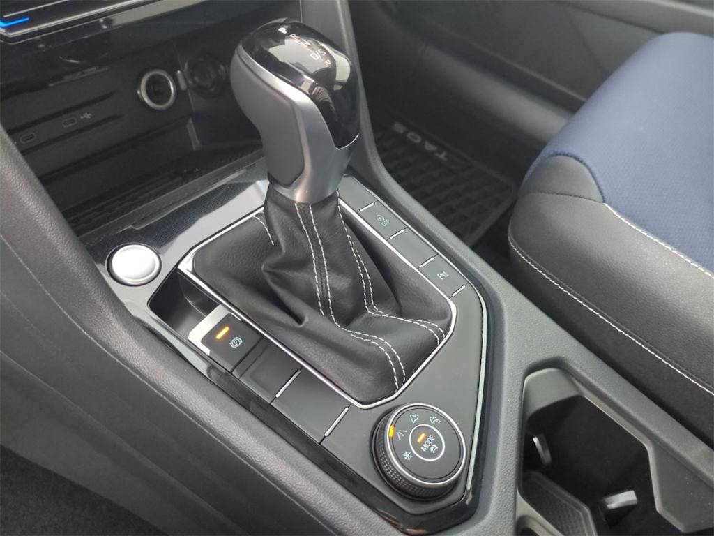 Thumbnail: 2025 Volkswagen Taos - 37