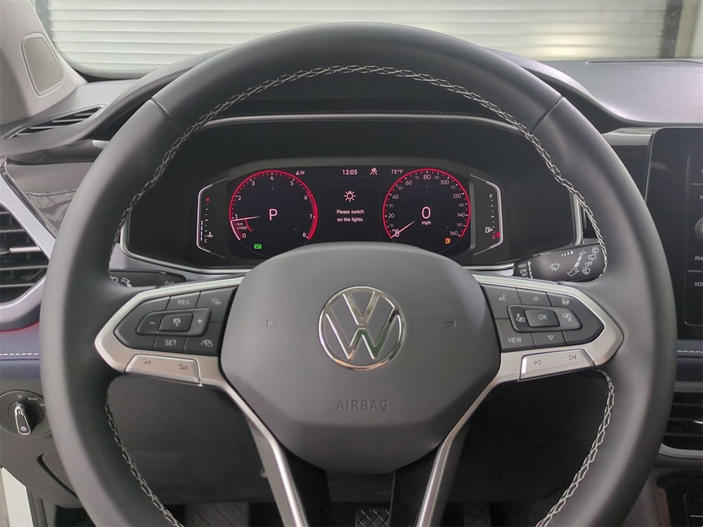 Thumbnail: 2025 Volkswagen Taos - 14