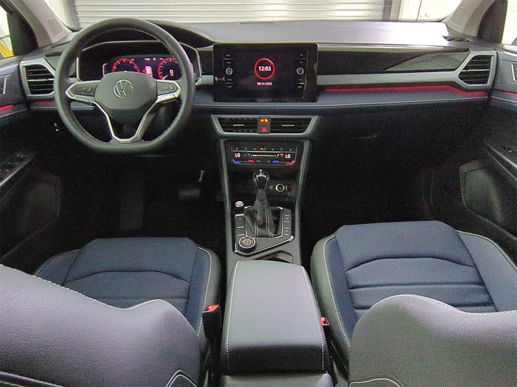 Thumbnail: 2025 Volkswagen Taos - 10