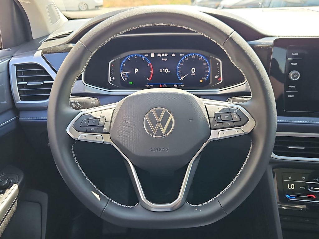Thumbnail: 2026 Volkswagen Taos - 14