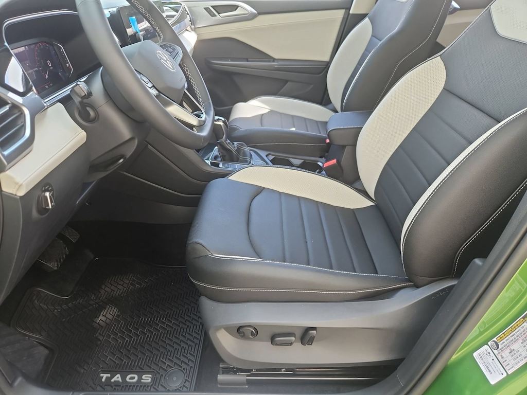 Thumbnail: 2026 Volkswagen Taos - 11