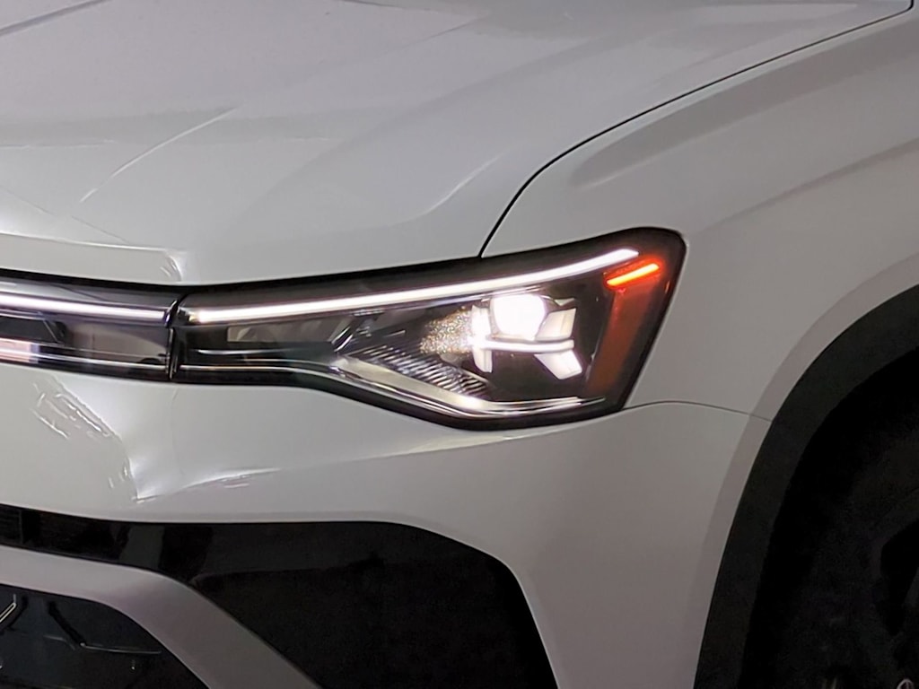 Thumbnail: 2025 Volkswagen Taos - 24