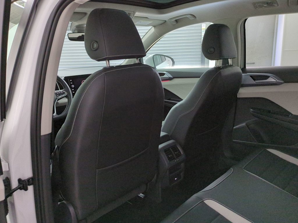 Thumbnail: 2025 Volkswagen Taos - 12