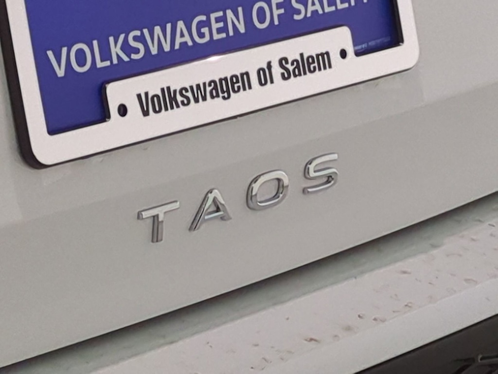 Thumbnail: 2025 Volkswagen Taos - 7
