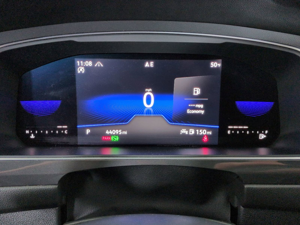 Thumbnail: 2022 Volkswagen Tiguan - 17