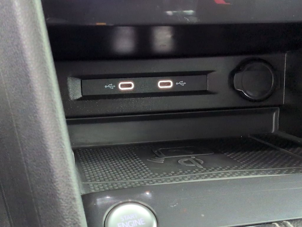 Thumbnail: 2022 Volkswagen Tiguan - 36