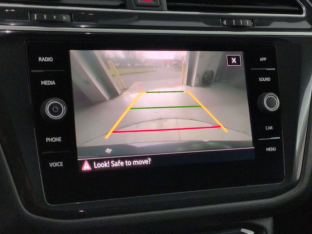 Thumbnail: 2022 Volkswagen Tiguan - 34