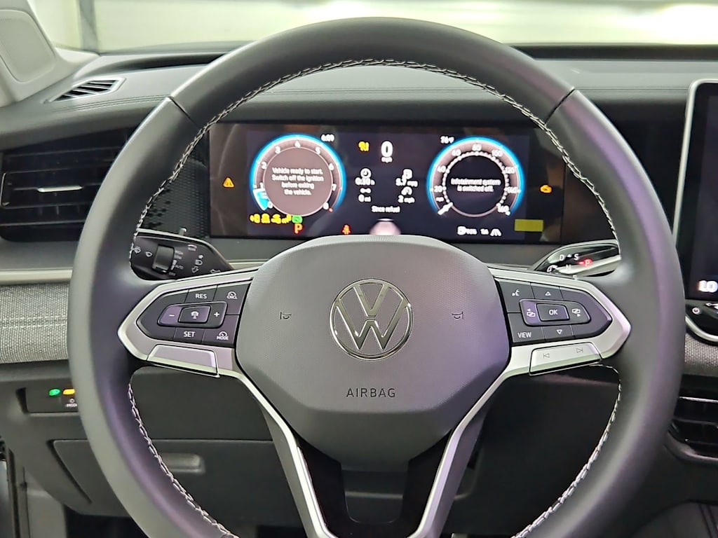 Thumbnail: 2025 Volkswagen Tiguan - 14