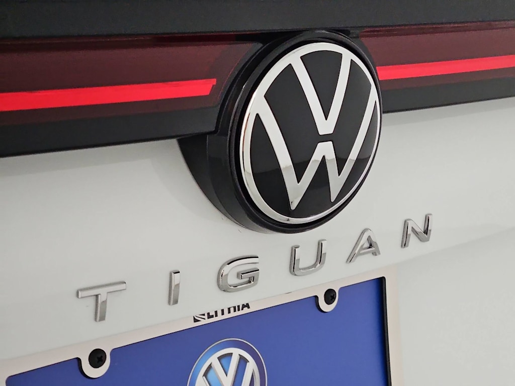 Thumbnail: 2026 Volkswagen Tiguan - 7
