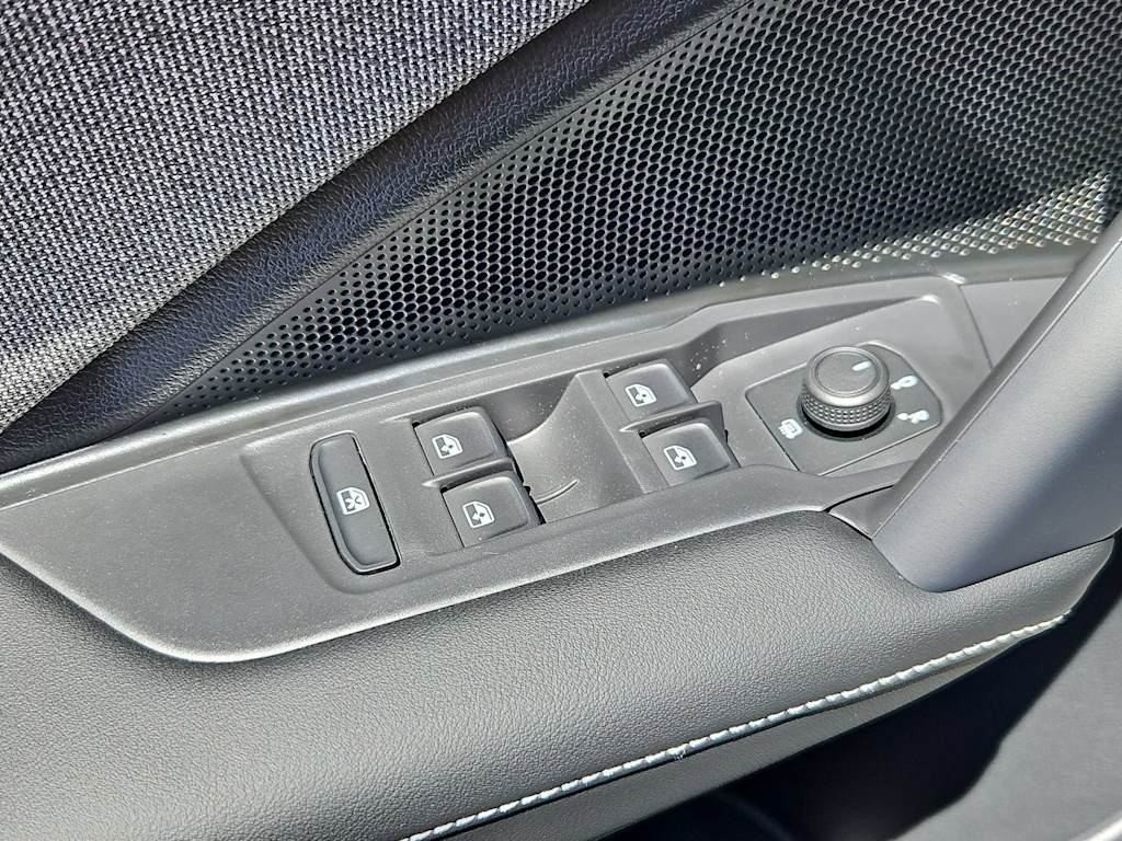 Thumbnail: 2026 Volkswagen Tiguan - 25