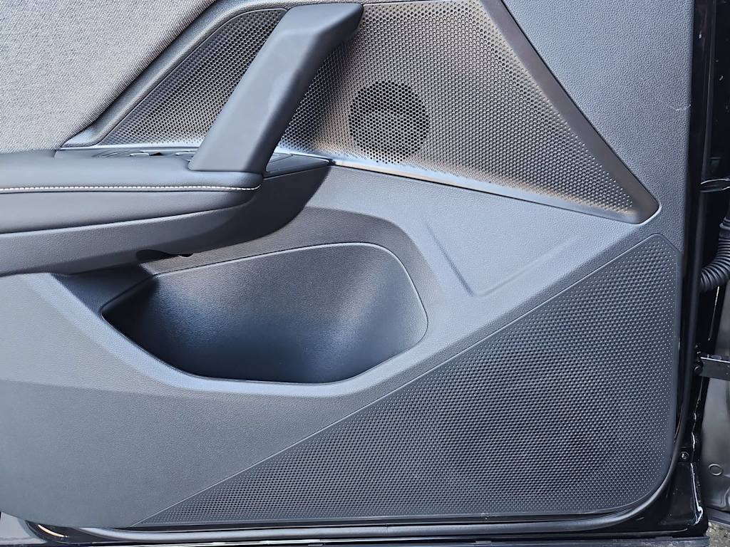 Thumbnail: 2026 Volkswagen Tiguan - 32
