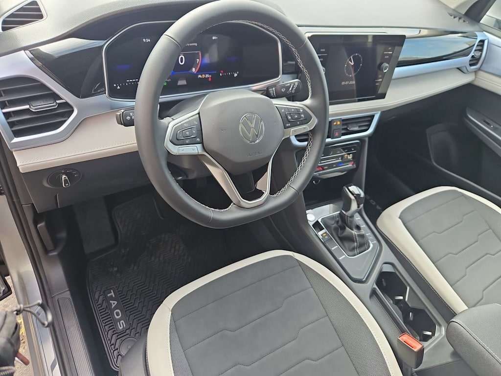 Thumbnail: 2026 Volkswagen Taos - 2