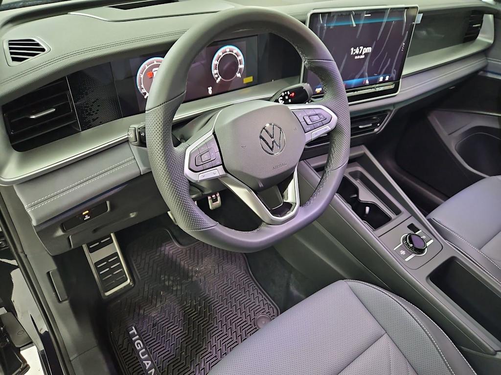 Thumbnail: 2026 Volkswagen Tiguan - 2