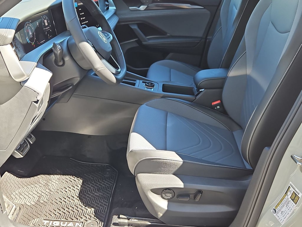 Thumbnail: 2026 Volkswagen Tiguan - 11
