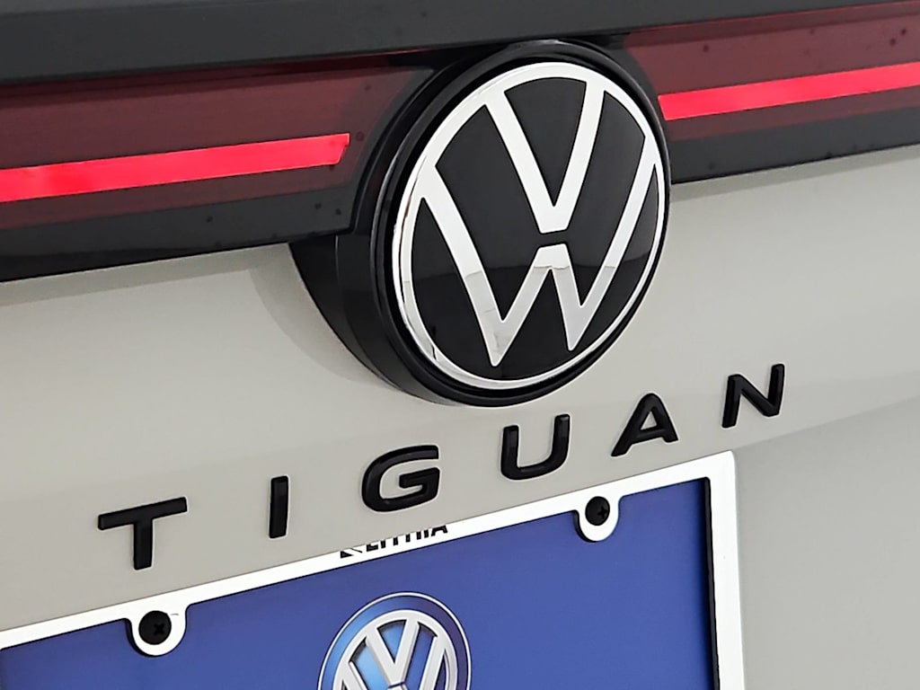 Thumbnail: 2026 Volkswagen Tiguan - 7
