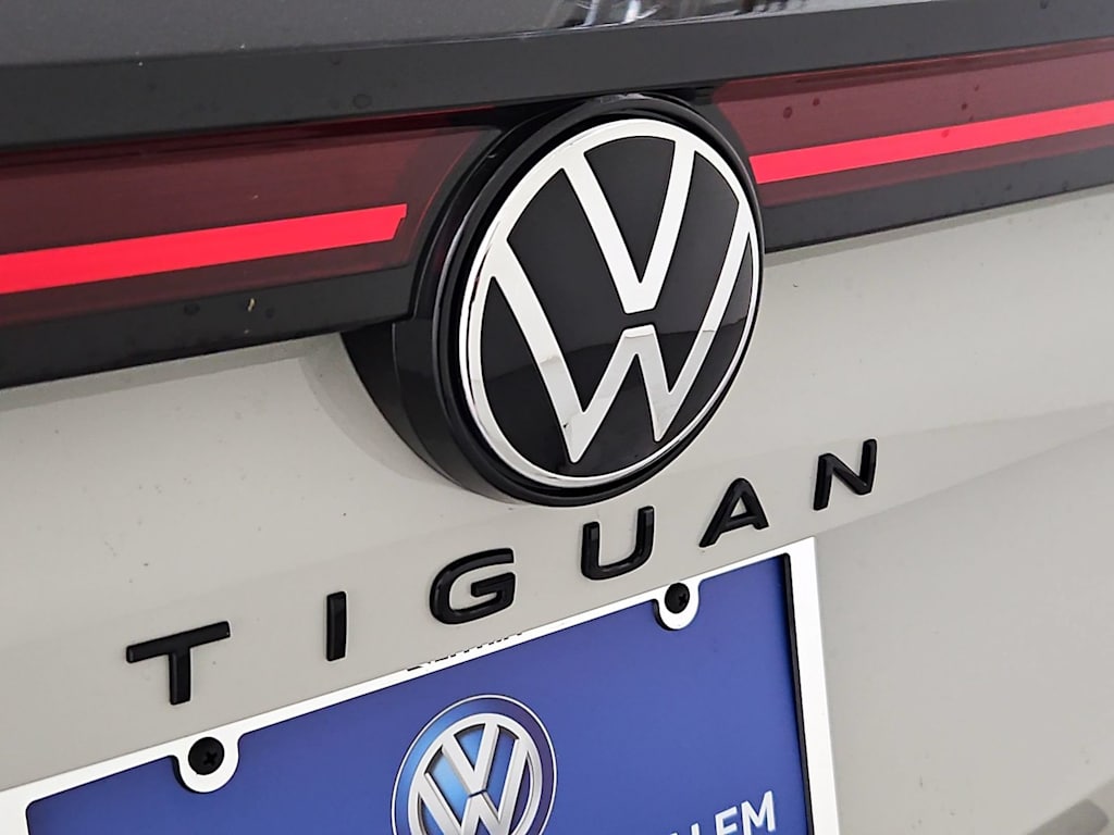 Thumbnail: 2026 Volkswagen Tiguan - 7