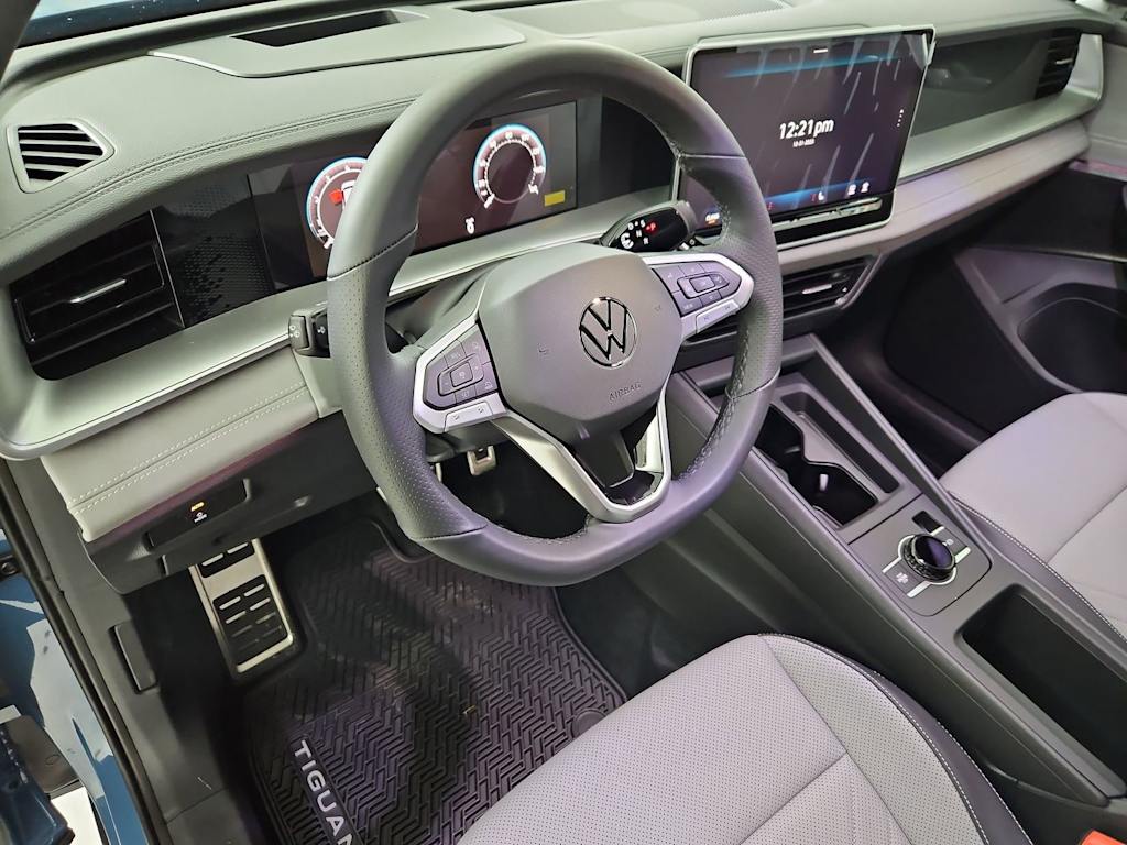 Thumbnail: 2026 Volkswagen Tiguan - 2