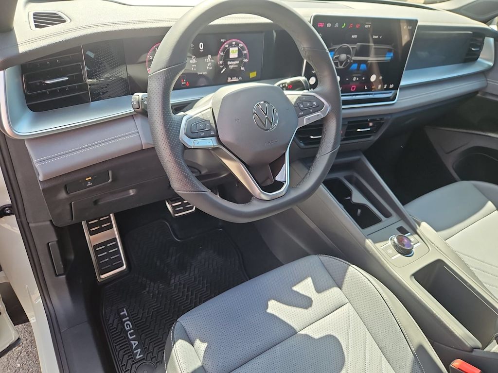 Thumbnail: 2026 Volkswagen Tiguan - 2