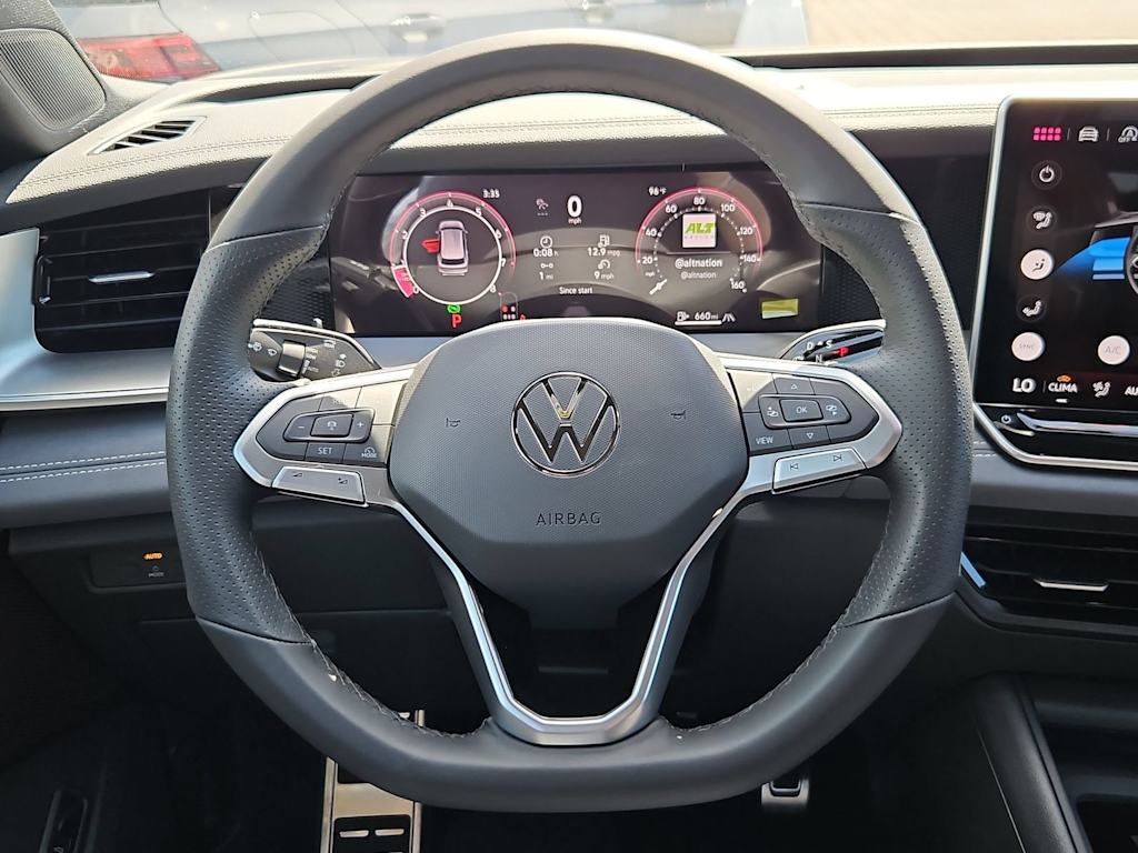 Thumbnail: 2026 Volkswagen Tiguan - 14