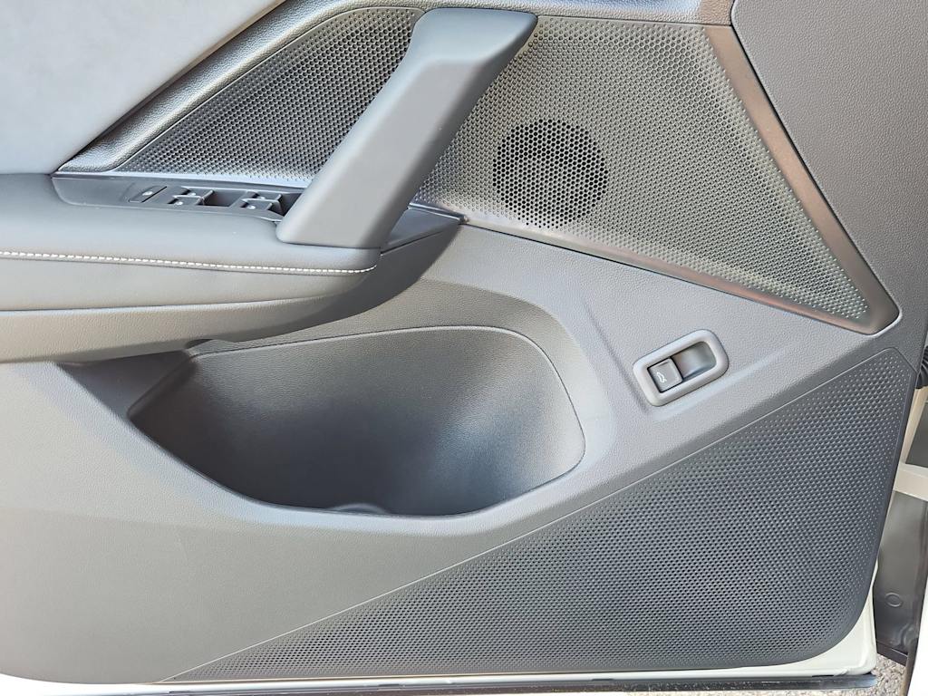 Thumbnail: 2026 Volkswagen Tiguan - 33