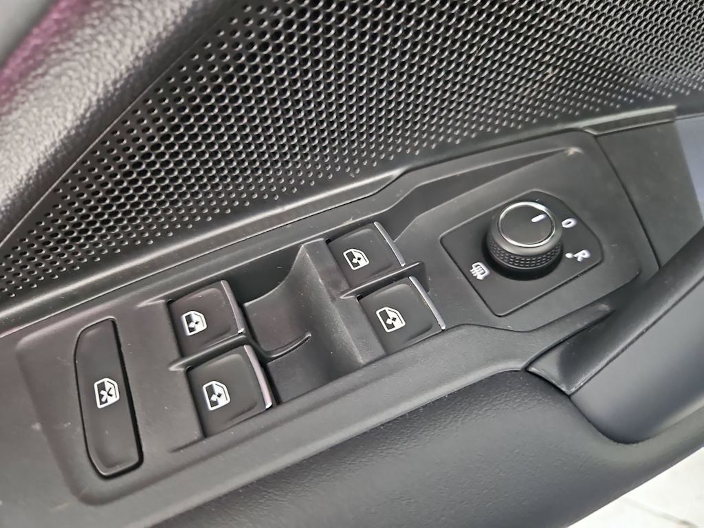 Thumbnail: 2026 Volkswagen Tiguan - 25