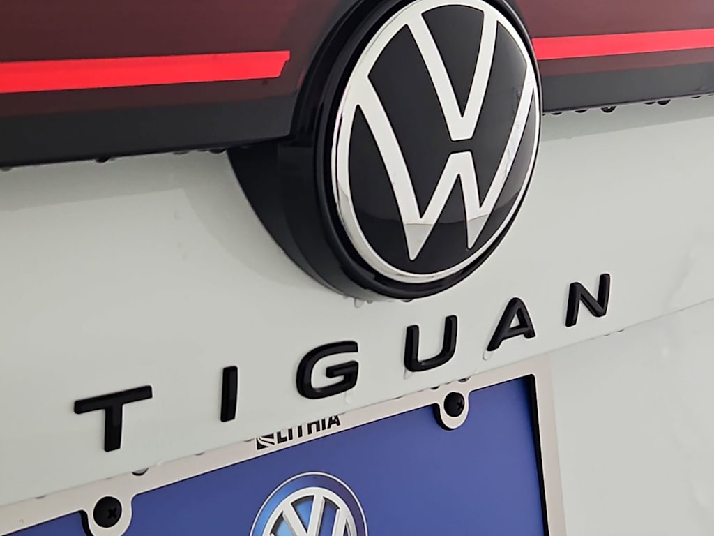 Thumbnail: 2026 Volkswagen Tiguan - 7