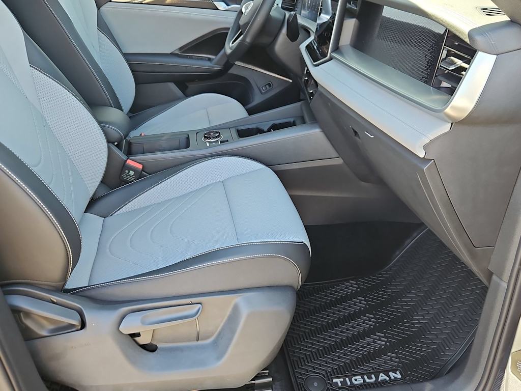 Thumbnail: 2026 Volkswagen Tiguan - 12