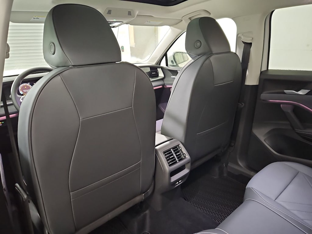 Thumbnail: 2026 Volkswagen Tiguan - 13