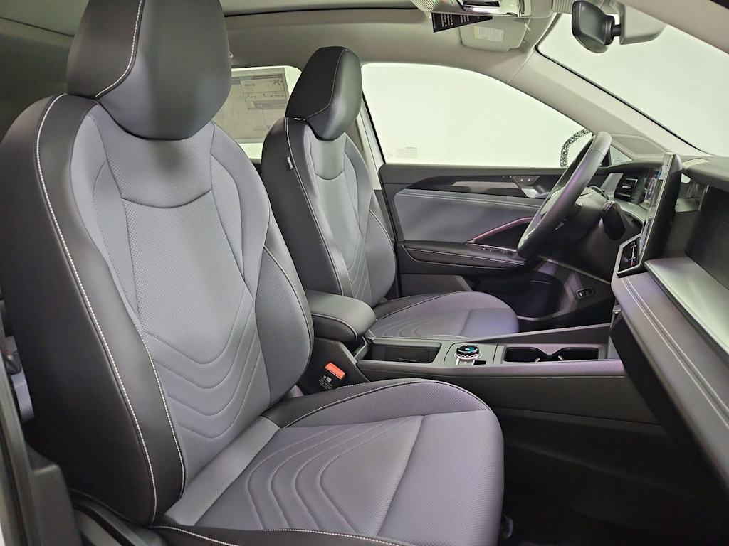 Thumbnail: 2026 Volkswagen Tiguan - 12