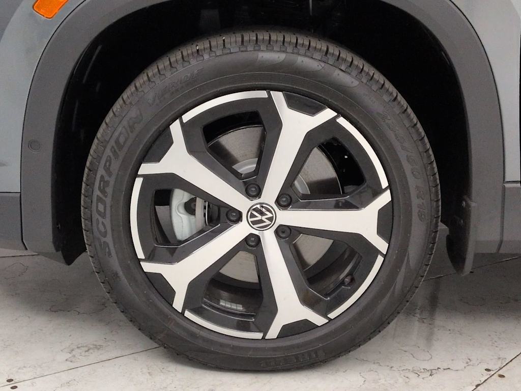 Thumbnail: 2026 Volkswagen Tiguan - 7