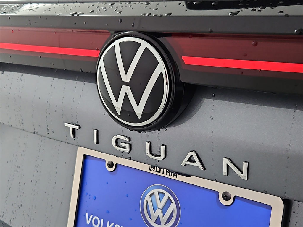 Thumbnail: 2025 Volkswagen Tiguan - 23