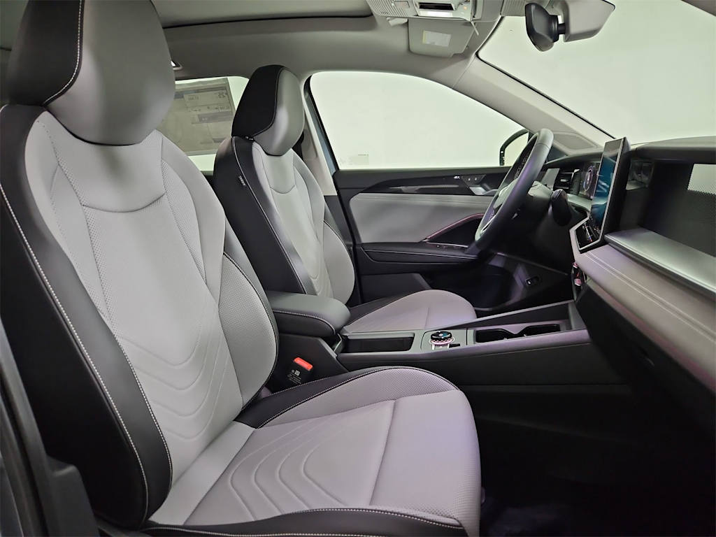 Thumbnail: 2025 Volkswagen Tiguan - 12