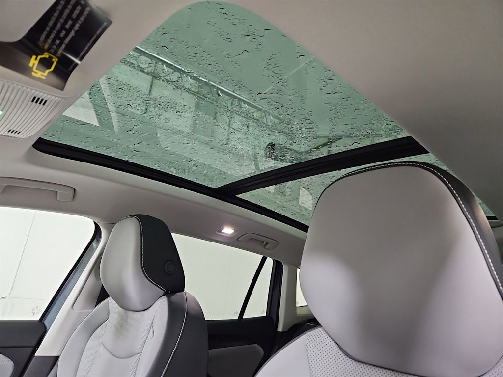 Thumbnail: 2025 Volkswagen Tiguan - 25