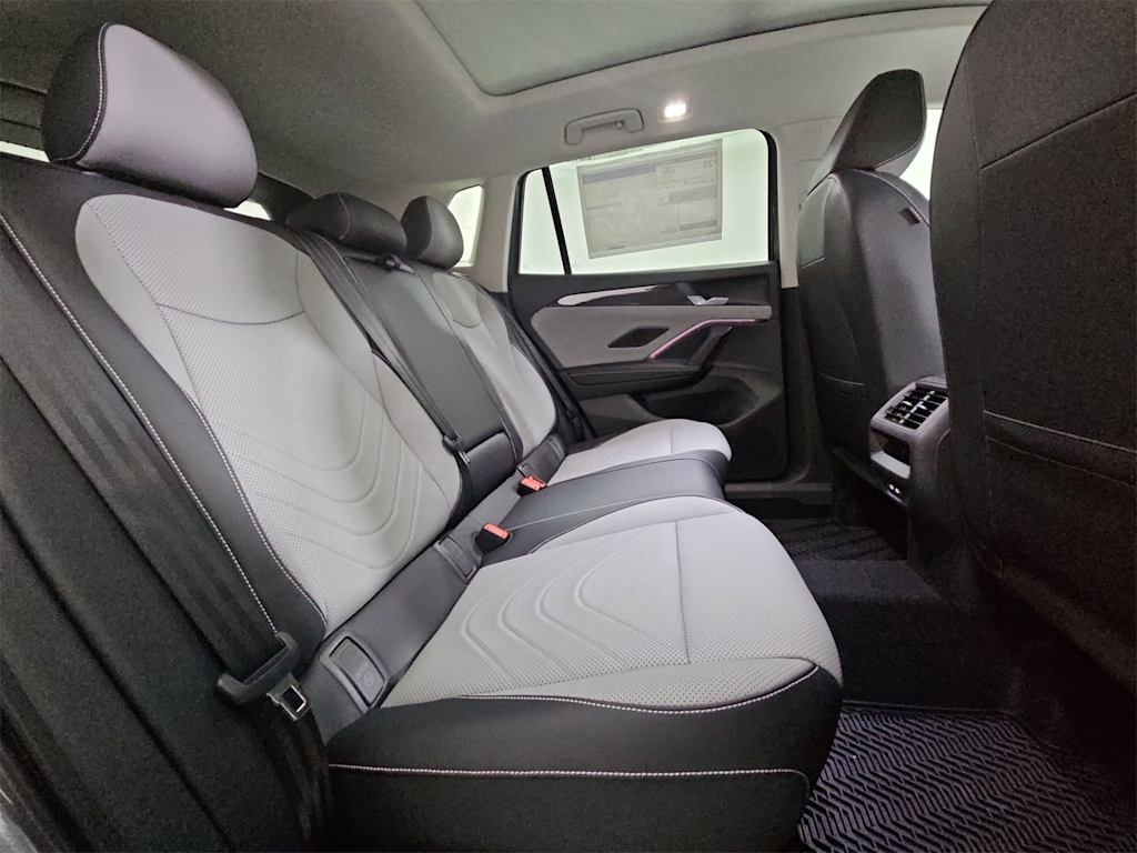 Thumbnail: 2025 Volkswagen Tiguan - 27