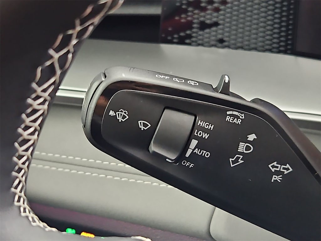 Thumbnail: 2025 Volkswagen Tiguan - 31