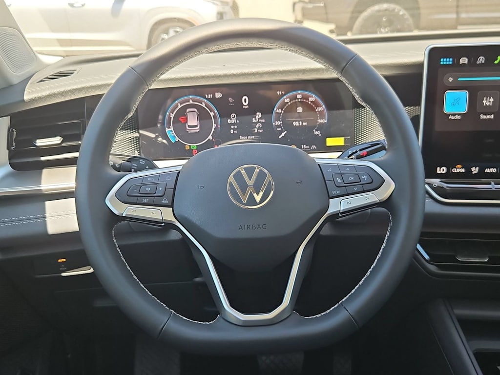 Thumbnail: 2026 Volkswagen Tiguan - 14