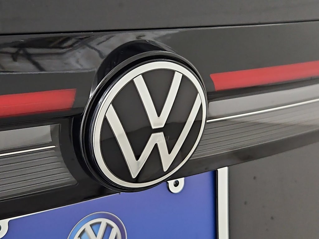 Thumbnail: 2026 Volkswagen Taos - 7