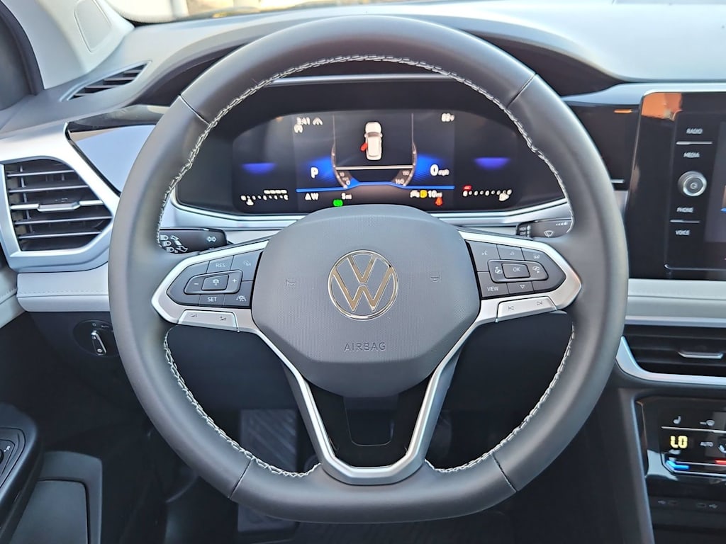 Thumbnail: 2026 Volkswagen Taos - 14